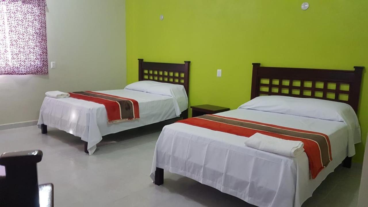 Hotel Villa Calakmul Ешпухил Екстериор снимка
