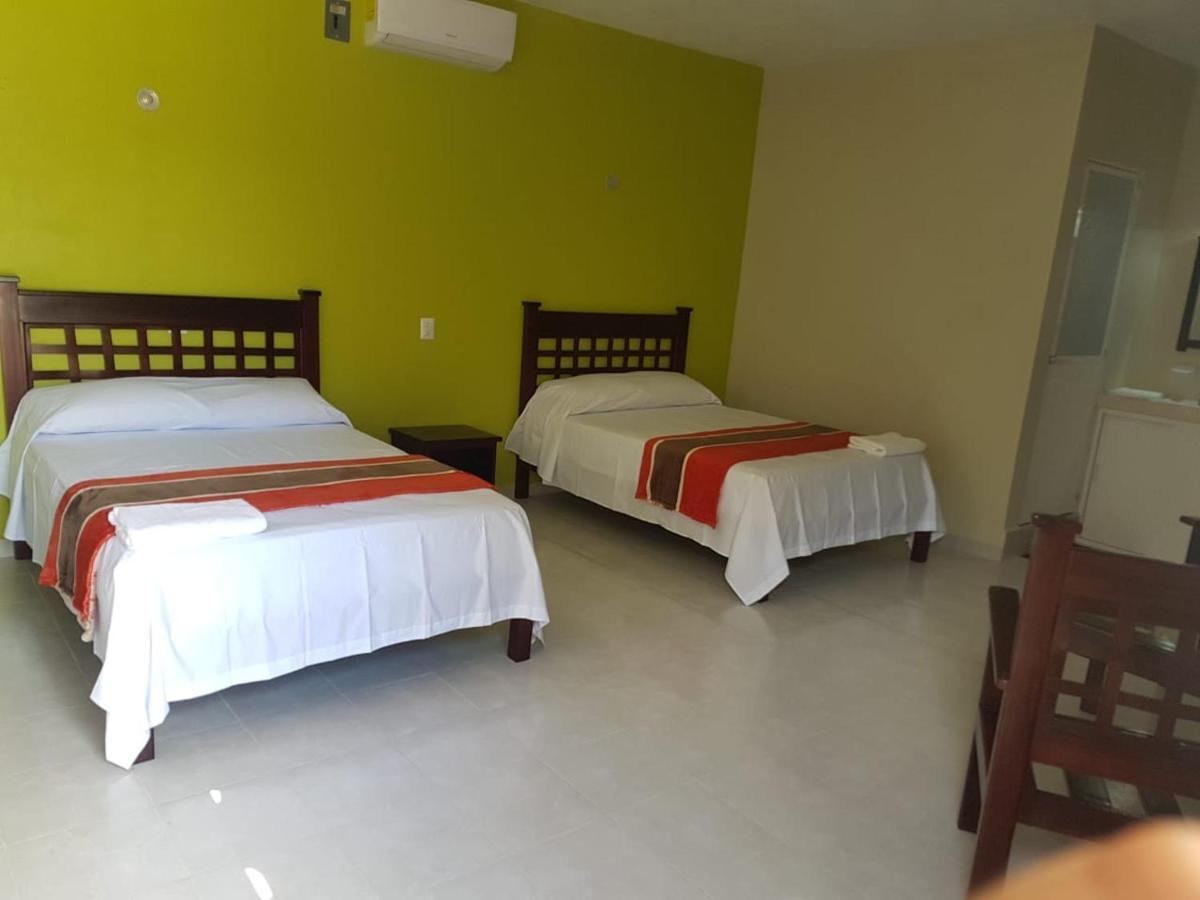Hotel Villa Calakmul Ешпухил Екстериор снимка