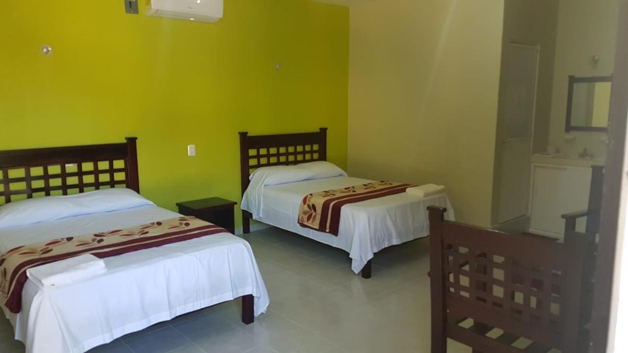 Hotel Villa Calakmul Ешпухил Екстериор снимка