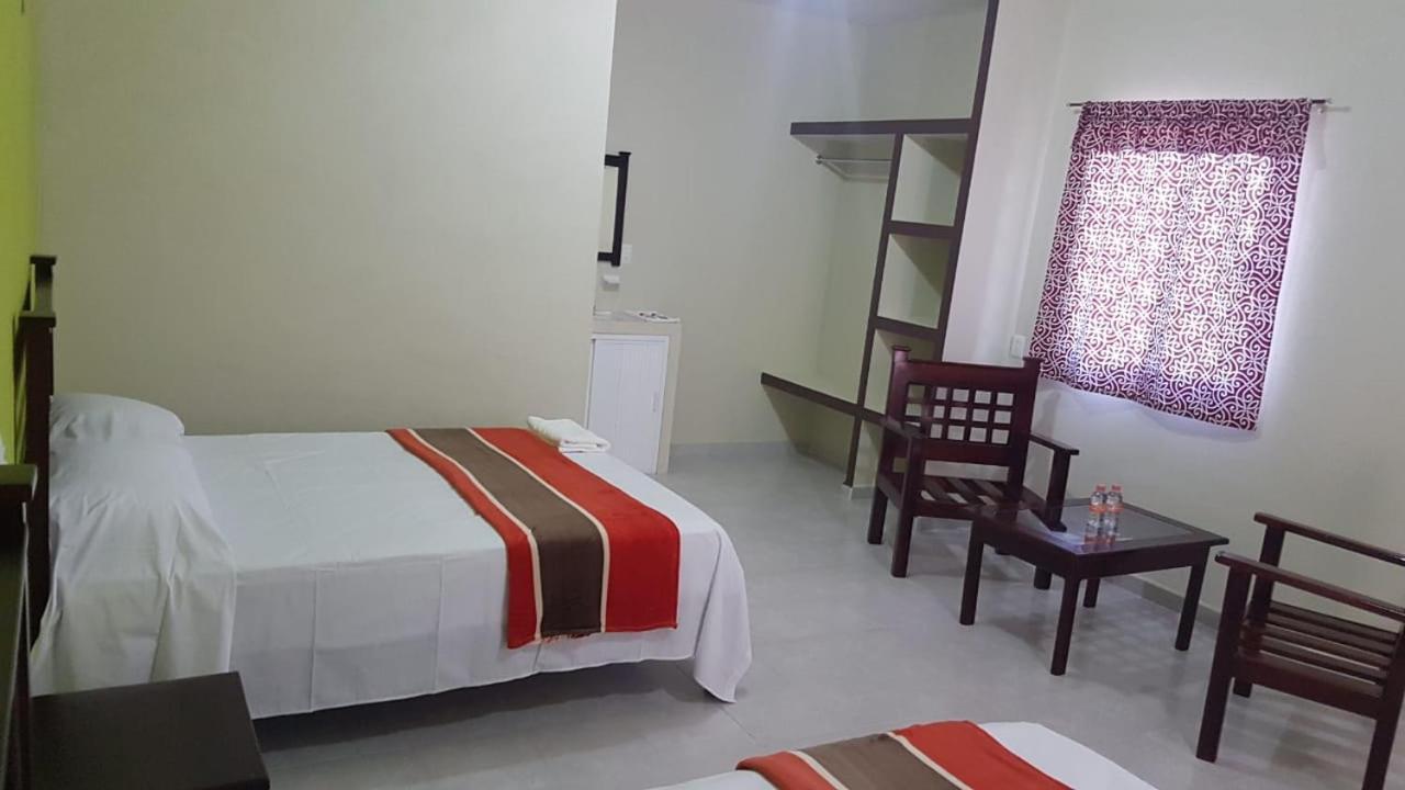 Hotel Villa Calakmul Ешпухил Екстериор снимка