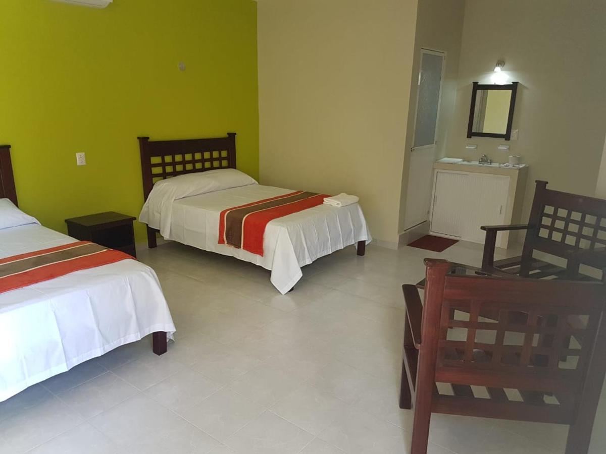 Hotel Villa Calakmul Ешпухил Екстериор снимка