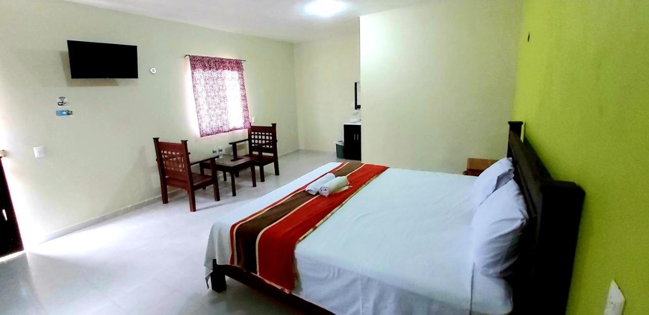 Hotel Villa Calakmul Ешпухил Екстериор снимка