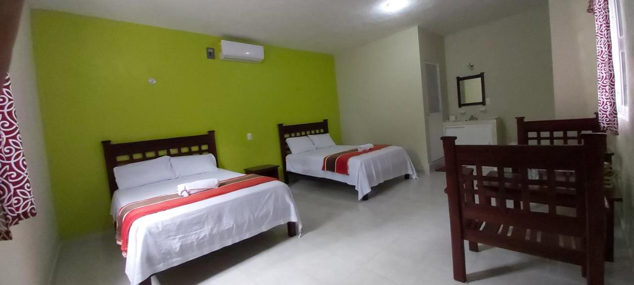 Hotel Villa Calakmul Ешпухил Екстериор снимка