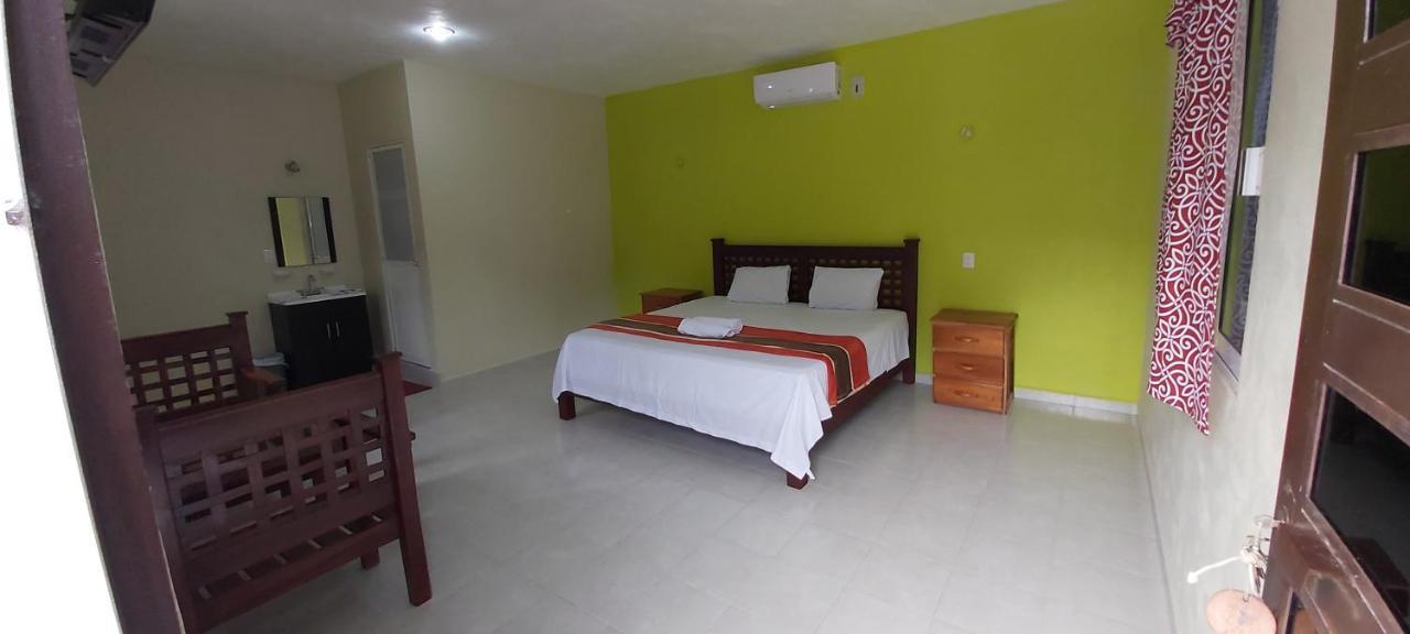 Hotel Villa Calakmul Ешпухил Екстериор снимка