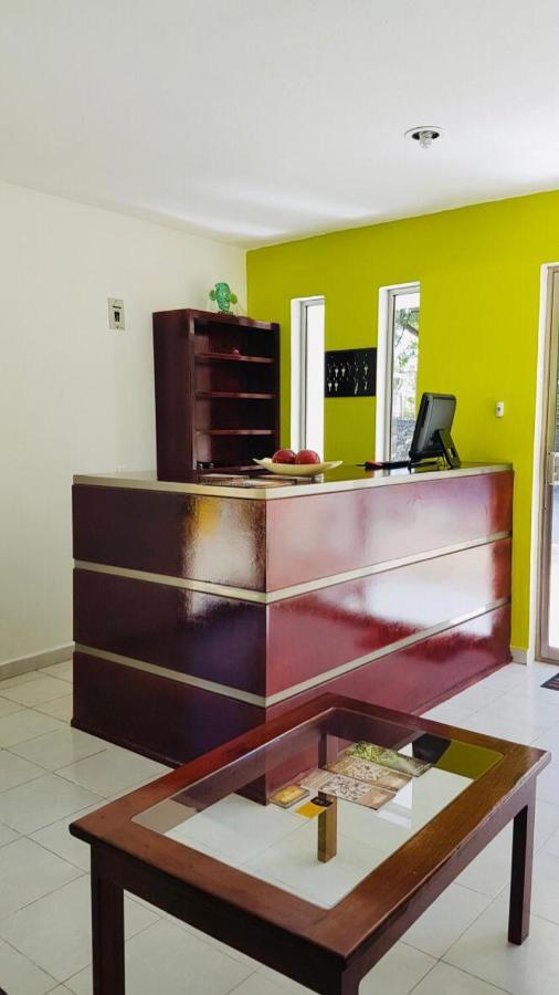 Hotel Villa Calakmul Ешпухил Екстериор снимка